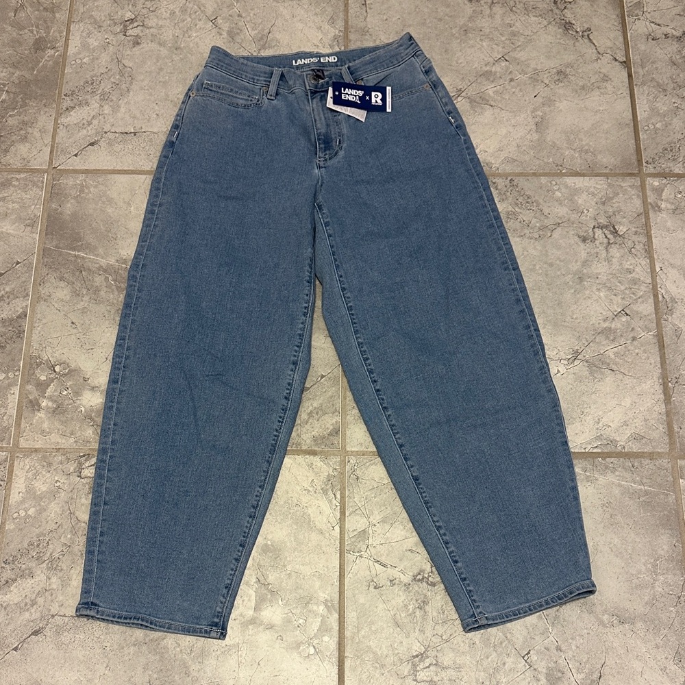 ✨ Lands’ End Women’s Classic Straight Leg Jeans – NWT Denim Staple ✨